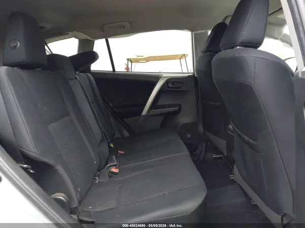2T3BFREVXJW856497 2018 TOYOTA RAV 4 - Image 8