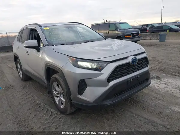 2T3BWRFV7NW140600 2022 TOYOTA RAV 4 - Image 1