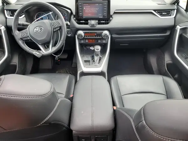 2T3C1RFV0LC078913 2020 TOYOTA RAV 4 - Image 8