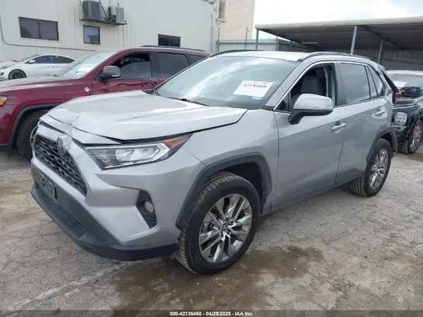 2T3C1RFV0LW082121 2020 TOYOTA RAV 4 - Image 2