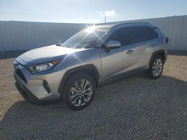 2T3C1RFV0MC113158 2021 TOYOTA RAV 4 - Image 1