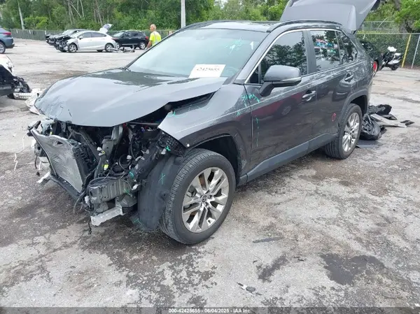 2T3C1RFV0MC171416 2021 TOYOTA RAV 4 - Image 2