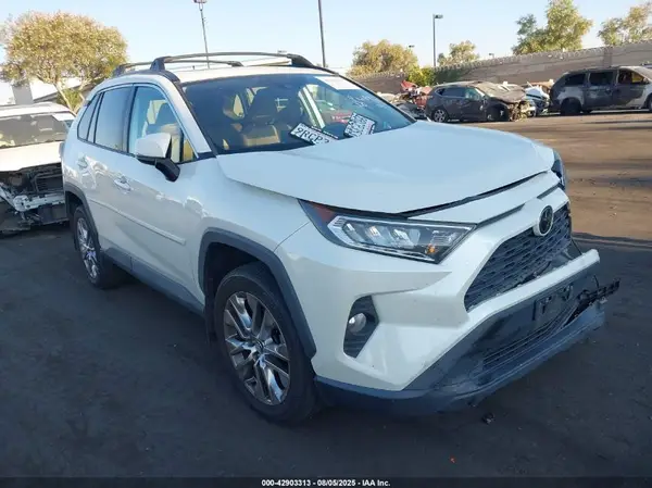 2T3C1RFV0MW113191 2021 TOYOTA RAV 4 - Image 1