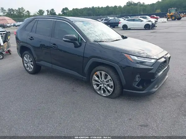 2T3C1RFV0NC182532 2022 TOYOTA RAV 4 - Image 1