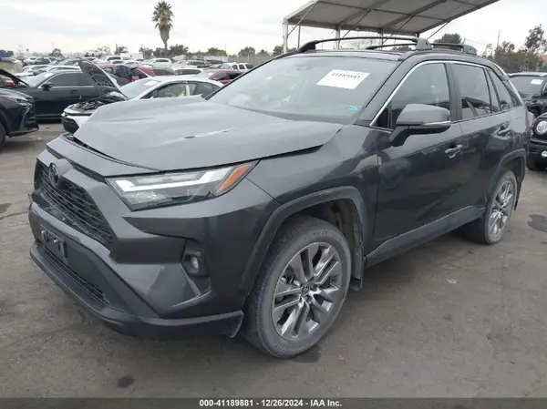2T3C1RFV0PC226340 2023 TOYOTA RAV 4 - Image 2