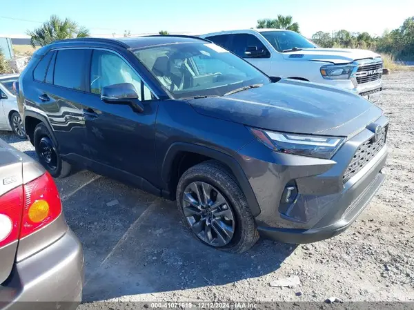 2T3C1RFV0PC243428 2023 TOYOTA RAV 4 - Image 1