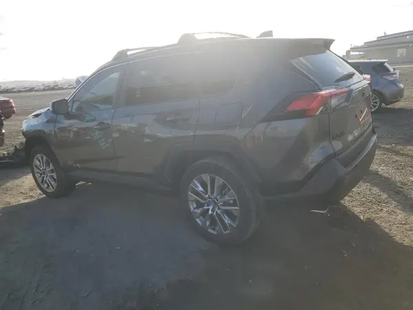 2T3C1RFV0PW296659 2023 TOYOTA RAV 4 - Image 2