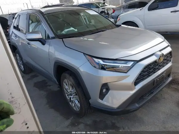 2T3C1RFV0PW298704 2023 TOYOTA RAV 4 - Image 1