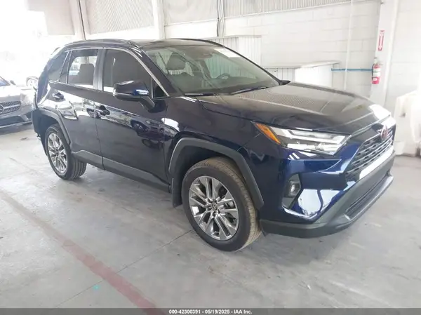 2T3C1RFV0RW315911 2024 TOYOTA RAV 4 - Image 1