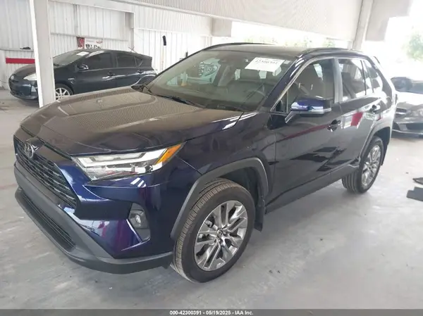 2T3C1RFV0RW315911 2024 TOYOTA RAV 4 - Image 2