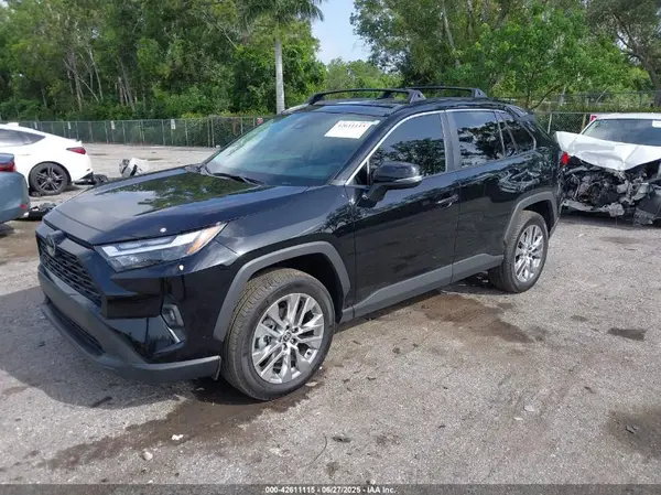 2T3C1RFV0SC308920 2025 TOYOTA RAV 4 - Image 2