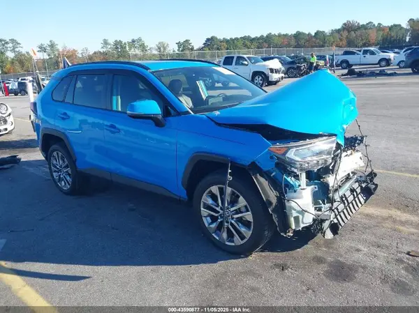 2T3C1RFV1KW040572 2019 TOYOTA RAV 4 - Image 1