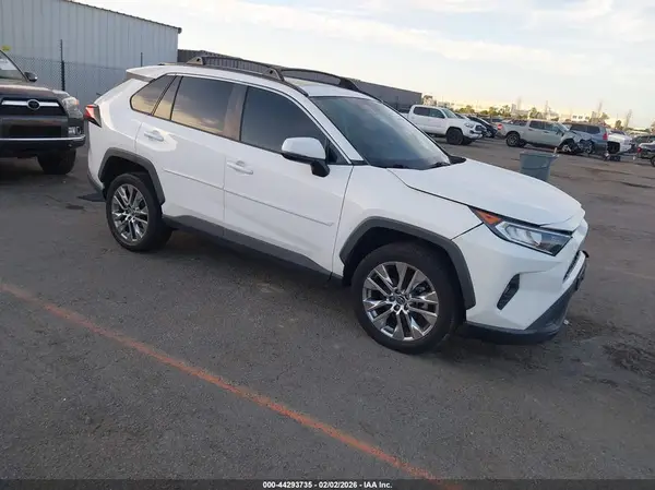 2T3C1RFV1LW087277 2020 TOYOTA RAV 4 - Image 1