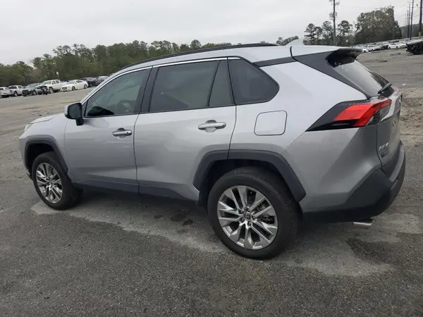 2T3C1RFV1MC089114 2021 TOYOTA RAV 4 - Image 2
