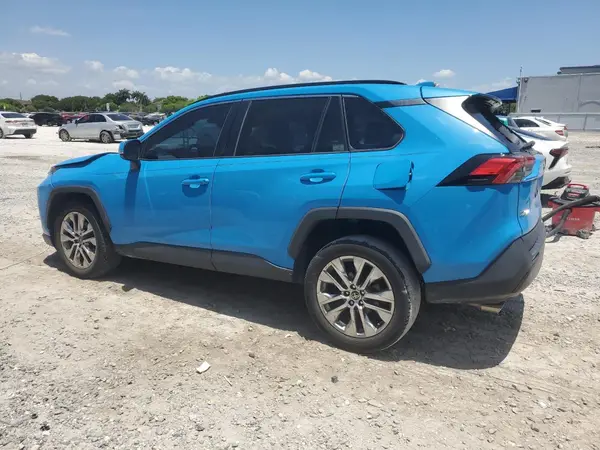 2T3C1RFV1MW143428 2021 TOYOTA RAV 4 - Image 2