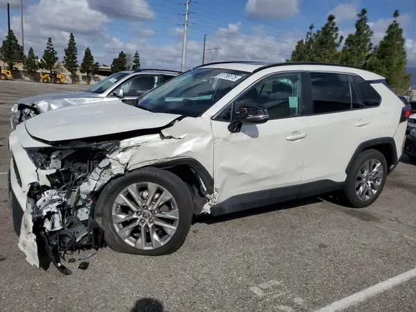 2T3C1RFV1MW180625 2021 TOYOTA RAV 4 - Image 1