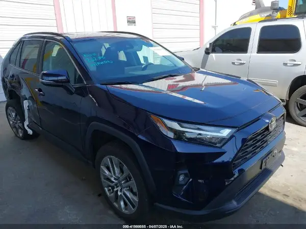 2T3C1RFV1NW202494 2022 TOYOTA RAV 4 - Image 1