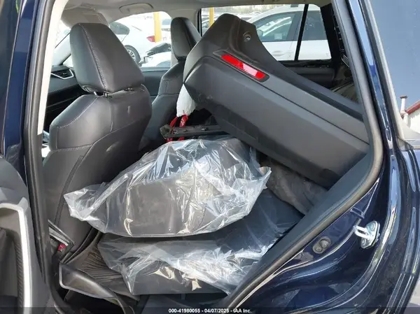 2T3C1RFV1NW202494 2022 TOYOTA RAV 4 - Image 8