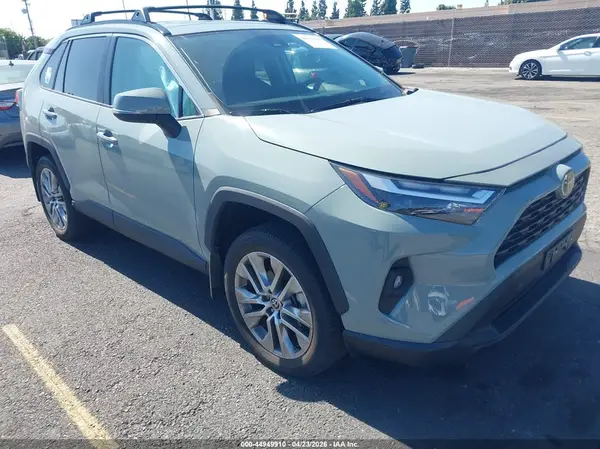2T3C1RFV1NW218582 2022 TOYOTA RAV 4 - Image 1
