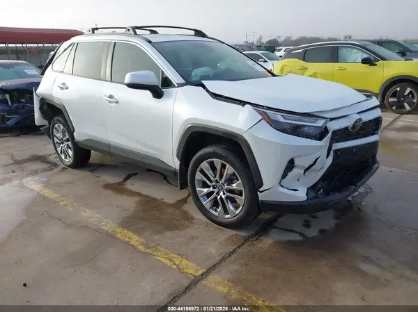 2T3C1RFV1PW250404 2023 TOYOTA RAV 4 - Image 1