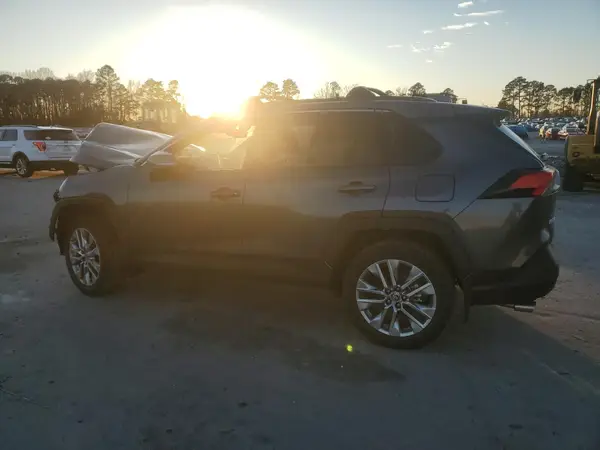 2T3C1RFV1RC284430 2024 TOYOTA RAV 4 - Image 2