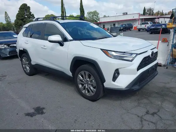 2T3C1RFV1RW341661 2024 TOYOTA RAV 4 - Image 1