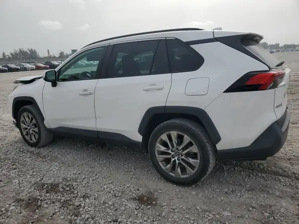 2T3C1RFV3KC013083 2019 TOYOTA RAV 4 - Image 2