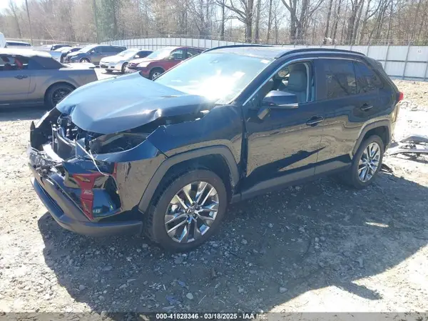 2T3C1RFV3LC049230 2020 TOYOTA RAV 4 - Image 2