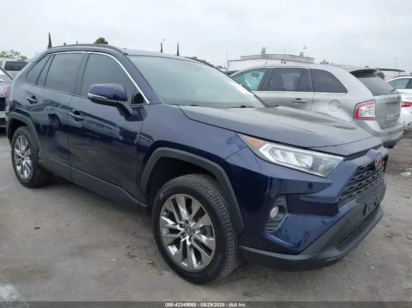 2T3C1RFV3LW060078 2020 TOYOTA RAV 4 - Image 1