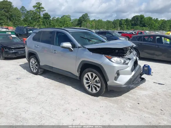 2T3C1RFV3MC142475 2021 TOYOTA RAV 4 - Image 1