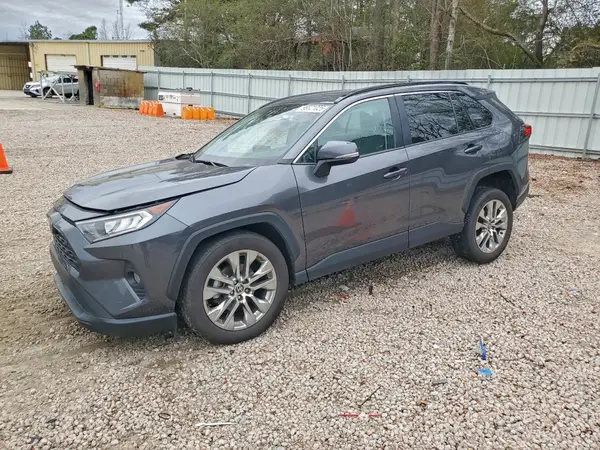 2T3C1RFV3MC149359 2021 TOYOTA RAV 4 - Image 1