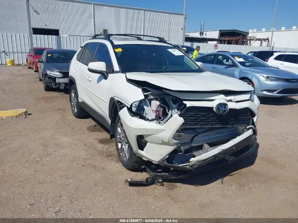 2T3C1RFV3MW182313 2021 TOYOTA RAV 4 - Image 1