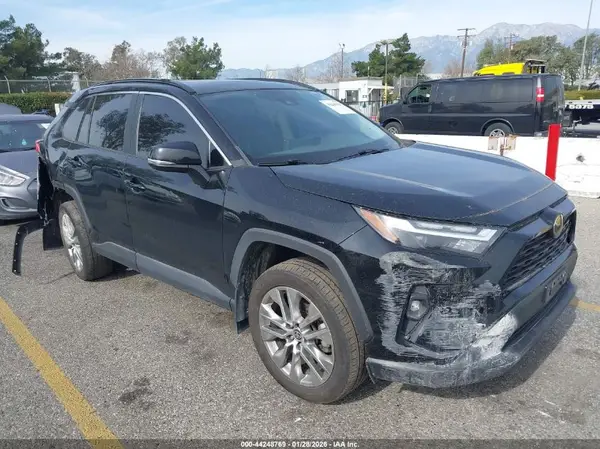 2T3C1RFV3PW295716 2023 TOYOTA RAV 4 - Image 1