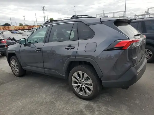 2T3C1RFV3PW298986 2023 TOYOTA RAV 4 - Image 2