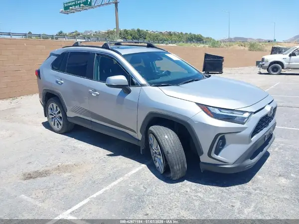 2T3C1RFV3RC262168 2024 TOYOTA RAV 4 - Image 1