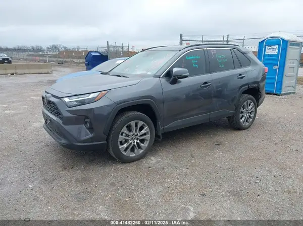 2T3C1RFV3RC266821 2024 TOYOTA RAV 4 - Image 2