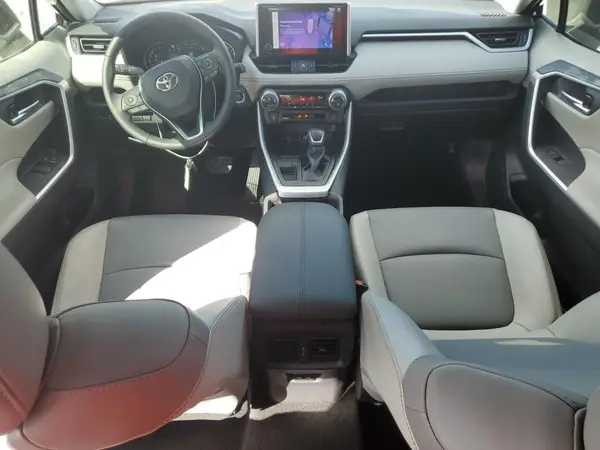 2T3C1RFV3RC285692 2024 TOYOTA RAV 4 - Image 8