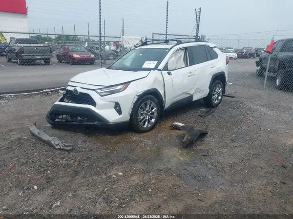 2T3C1RFV3RW311870 2024 TOYOTA RAV 4 - Image 2