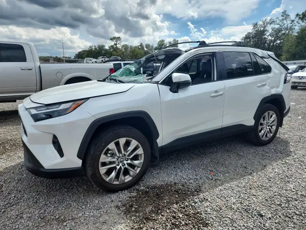 2T3C1RFV3SW367734 2025 TOYOTA RAV 4 - Image 1
