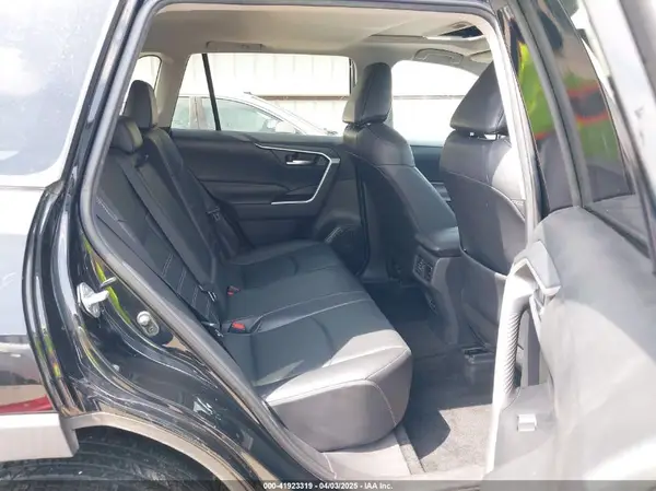 2T3C1RFV4KW021885 2019 TOYOTA RAV 4 - Image 8