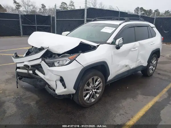 2T3C1RFV4KW048763 2019 TOYOTA RAV 4 - Image 2