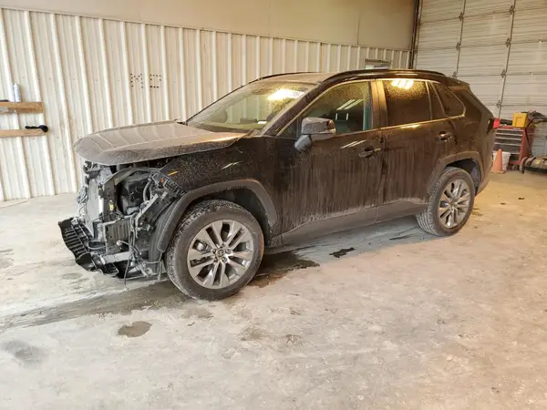 2T3C1RFV4MC135356 2021 TOYOTA RAV 4 - Image 1