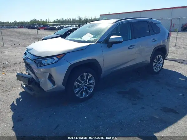 2T3C1RFV4MC171497 2021 TOYOTA RAV 4 - Image 2