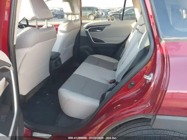 2T3C1RFV4MW104302 2021 TOYOTA RAV 4 - Image 8