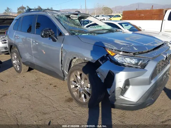 2T3C1RFV4MW170980 2021 TOYOTA RAV 4 - Image 1