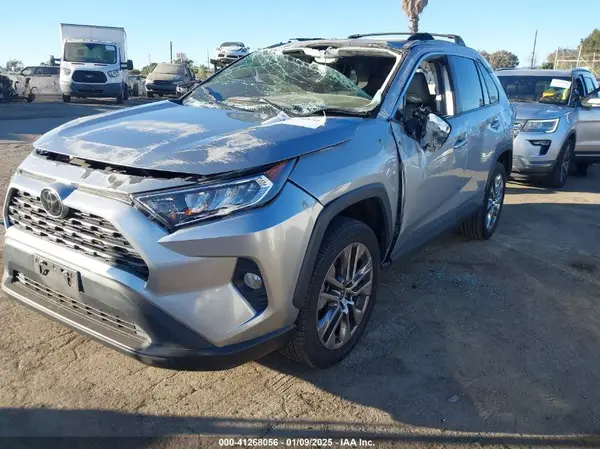 2T3C1RFV4MW170980 2021 TOYOTA RAV 4 - Image 2