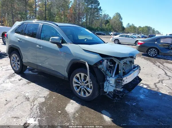 2T3C1RFV4NW207513 2022 TOYOTA RAV 4 - Image 1