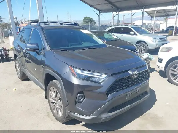 2T3C1RFV4PC231055 2023 TOYOTA RAV 4 - Image 1