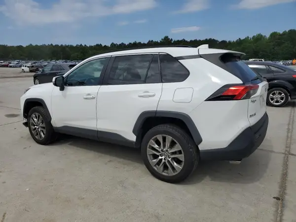 2T3C1RFV5KW056435 2019 TOYOTA RAV 4 - Image 2