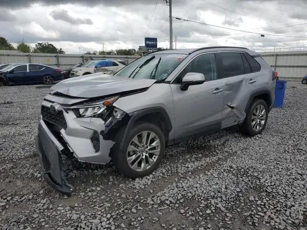 2T3C1RFV5MC128285 2021 TOYOTA RAV 4 - Image 1